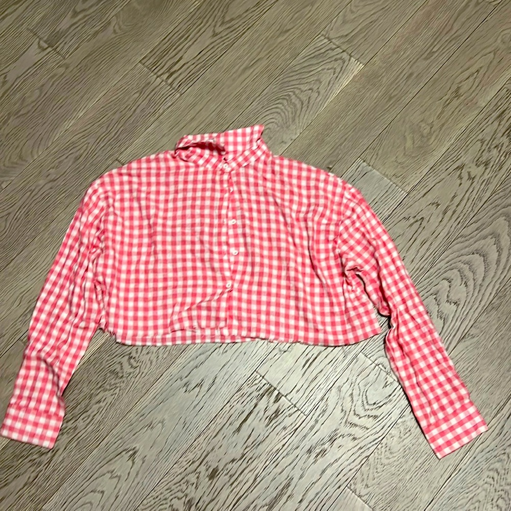 Fashion nova baby girl checker long sleeve crop top